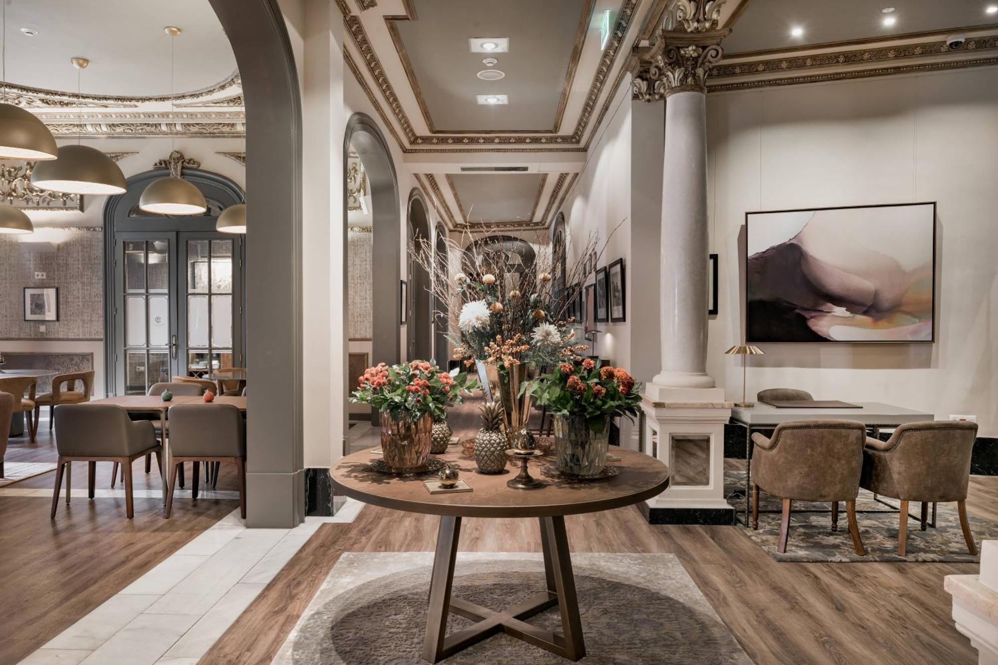 Circulo Gran Via, Autograph Collection (Adults Only) — Photos 1